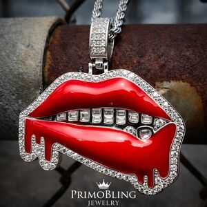 Stainless Steel Baguette Lips Necklace